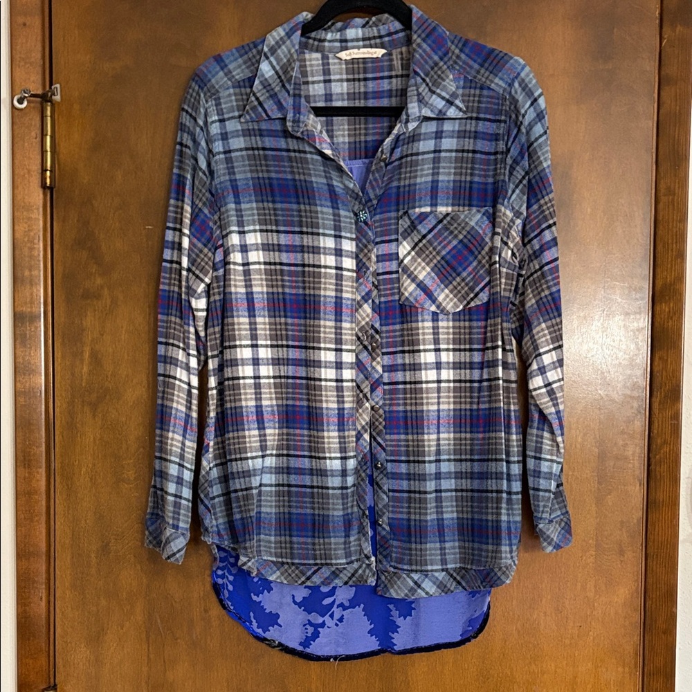 Soft Surroundings Plaid Shirt with Blue and Red Accents back with velvet print L
